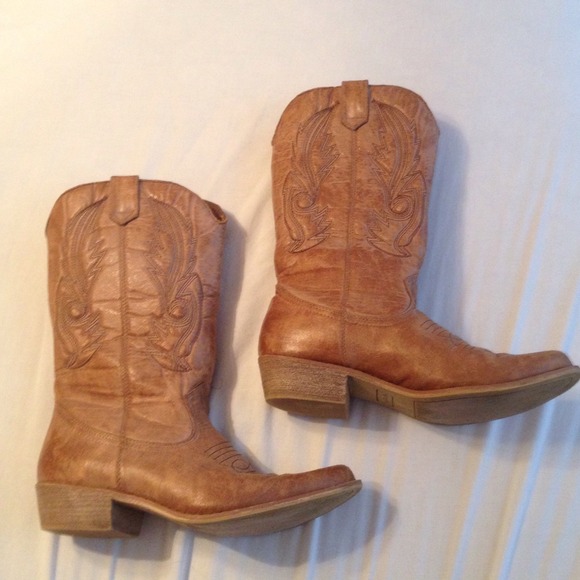 Tan Cowboy Boots