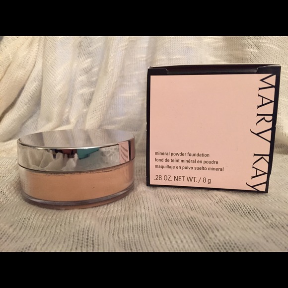 Mary Kay Mineral Powder Foundation Beige 0.5