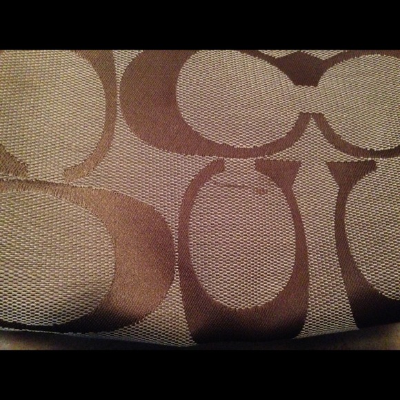 Authentic Coach handbag - Picture 3 of 3