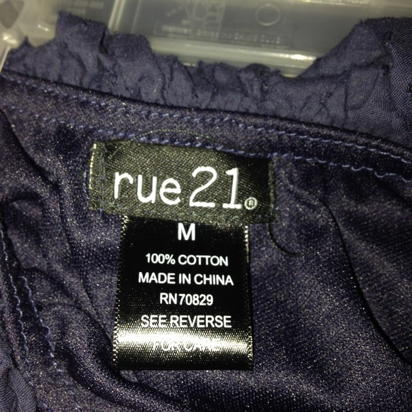 💢SOLD💢Strapless navy dress - Picture 3 of 3