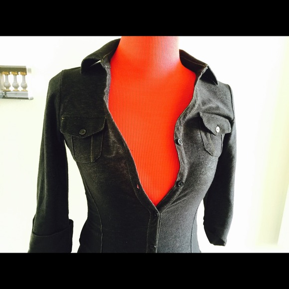 3/4 sleeve button down top - Picture 3 of 3