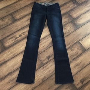 Paige Denim laguna slim boot cut jeans never worn