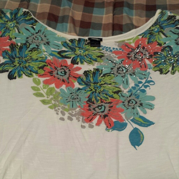 Womens Vanity size Medium Top