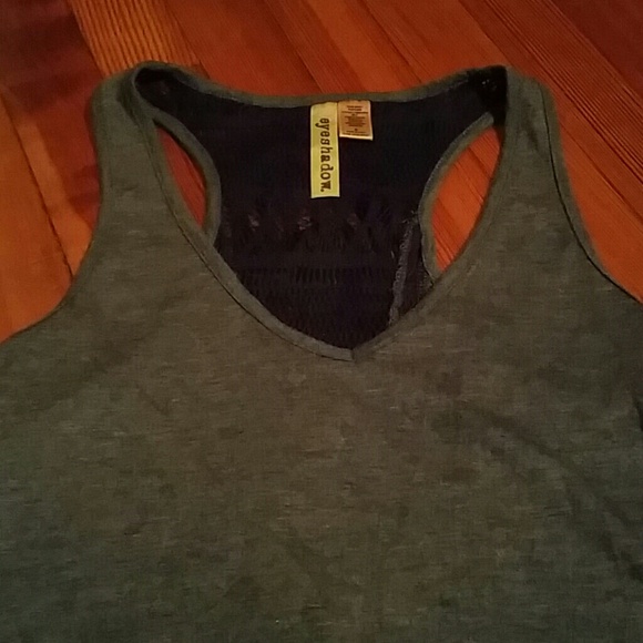 Top - Picture 2 of 3