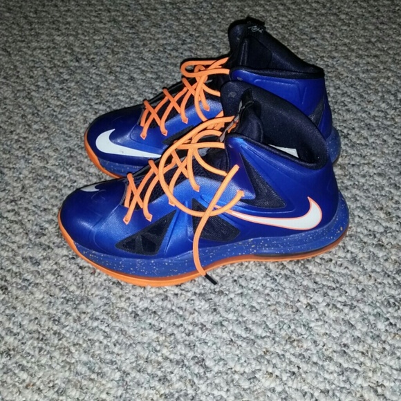 Lebron's - Picture 3 of 3