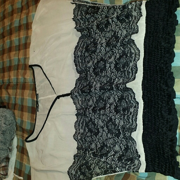 Maurices cream and dark blue colored top