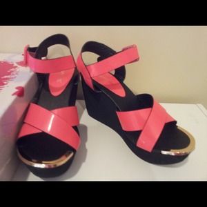 Pink coral wedges