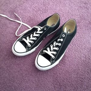 Black Converse