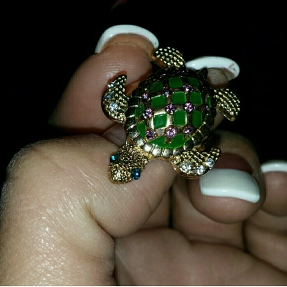 SOLD in Lucky Mommy's bundle of 9! Sea Turtle - Picture 2 of 3