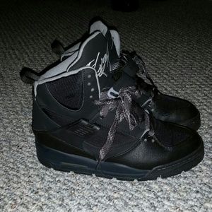 Jordan flight boots