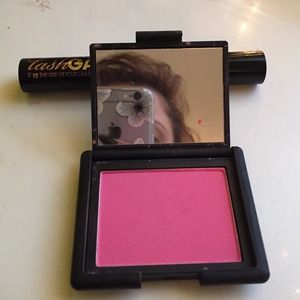 nars desire blush