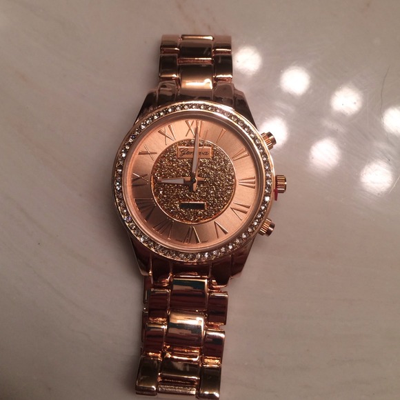 Brand new gold Geneva watch