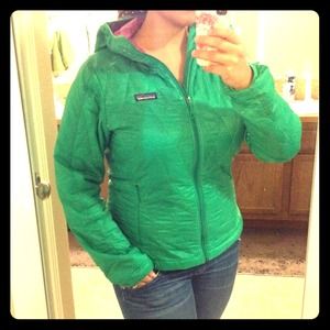 Patagonia nano puff jacket with hood