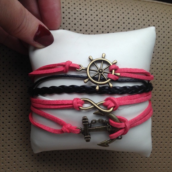❣️ Anchors Away Bracelet