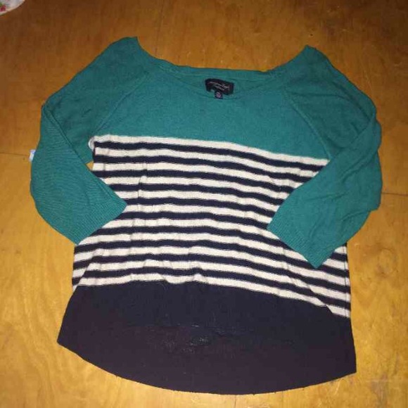 two like new sweaters ❤️ - Picture 3 of 4