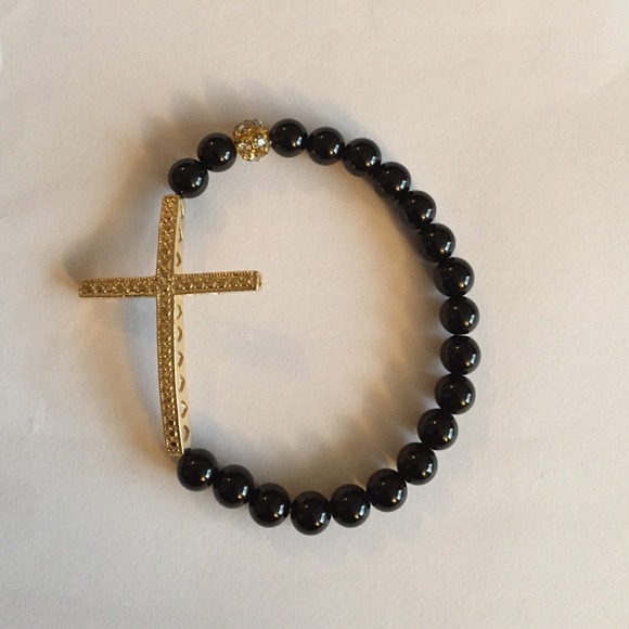 Cross bracelet