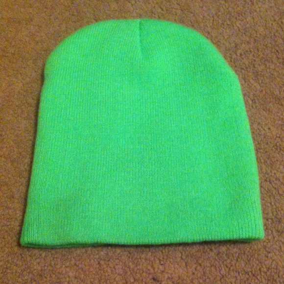 Green beanie
