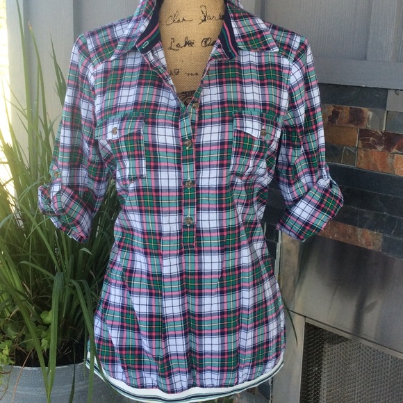 💕Maurices Plaid Casual Top💕
