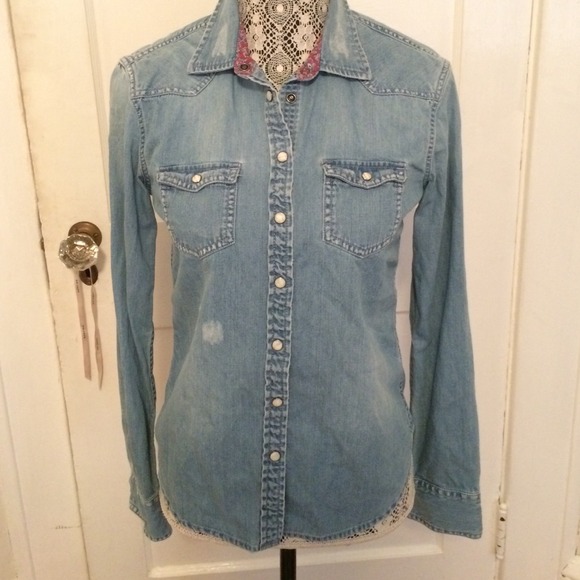 American eagle chambray button down size S