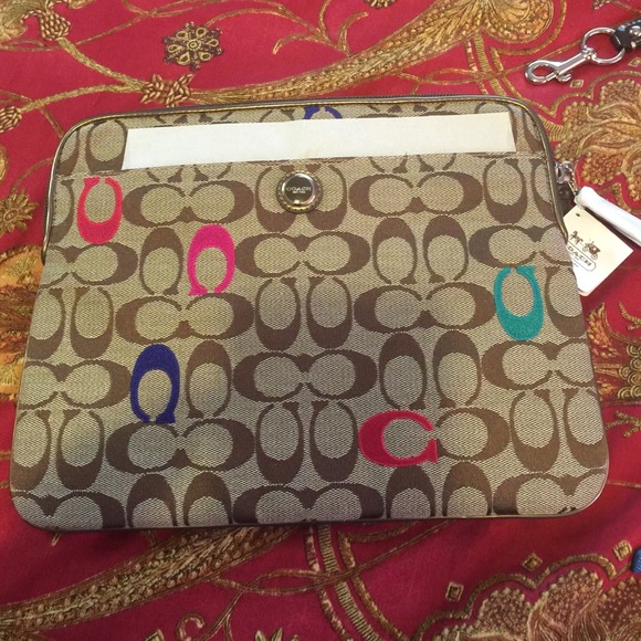 Coach Poppy tablet slv