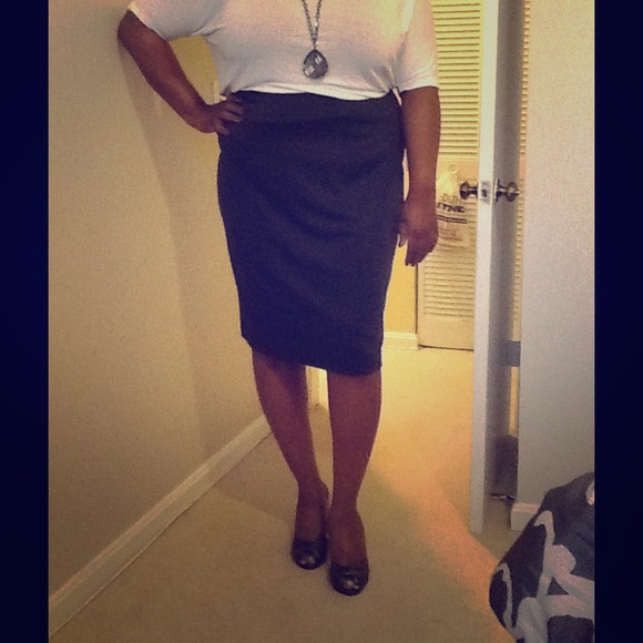 Vital Work Basic- Grey Pencil Skirt