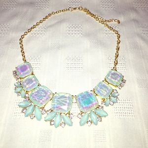 Mint statement necklace