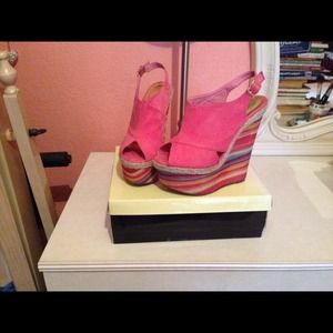 Shoes/ wedges