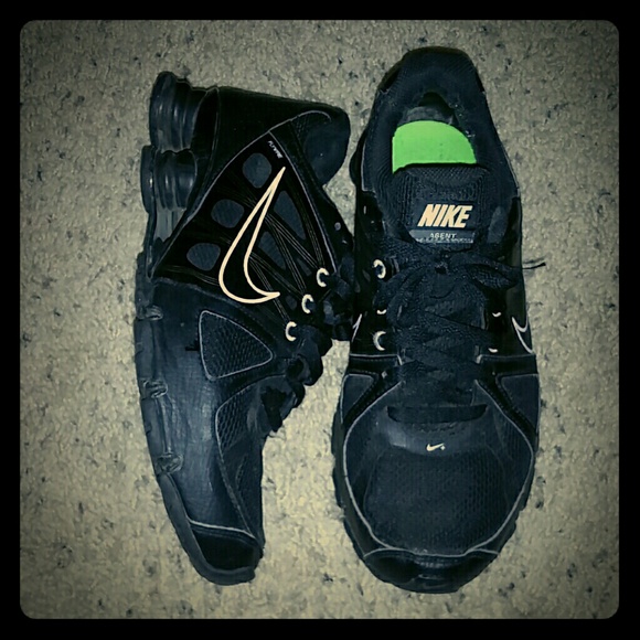 Nike Shoes - Nike shox