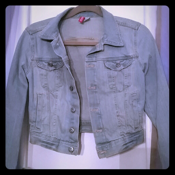 H&M Cropped Denim Jacket