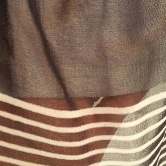Striped mini skirt - Picture 2 of 3
