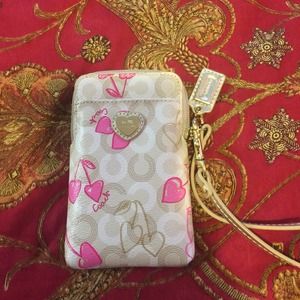 New Coach poppy Wristlet