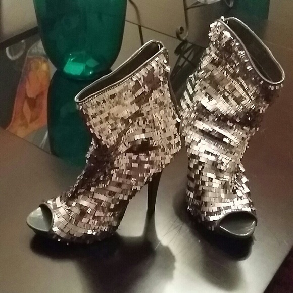 Silver and Gray DeReon Open Toe Bootie