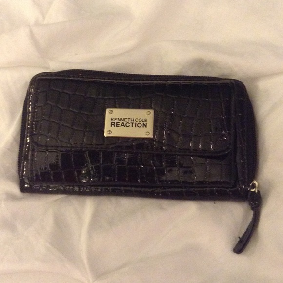 Kenneth Cole Reaction wallet