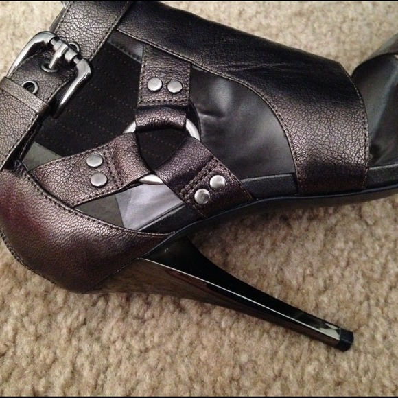 Guess heels - Picture 4 of 4