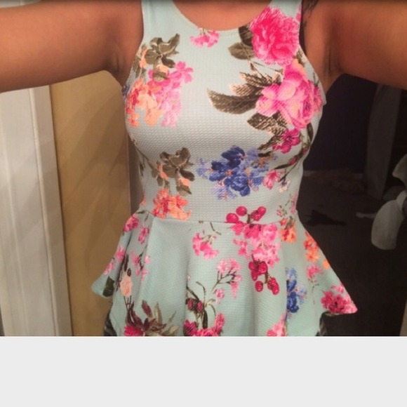Floral top