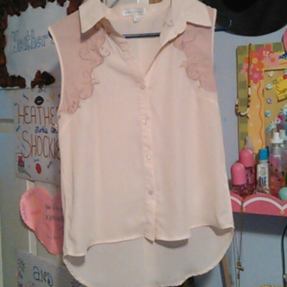 ✨SALE✨Creme color tank top