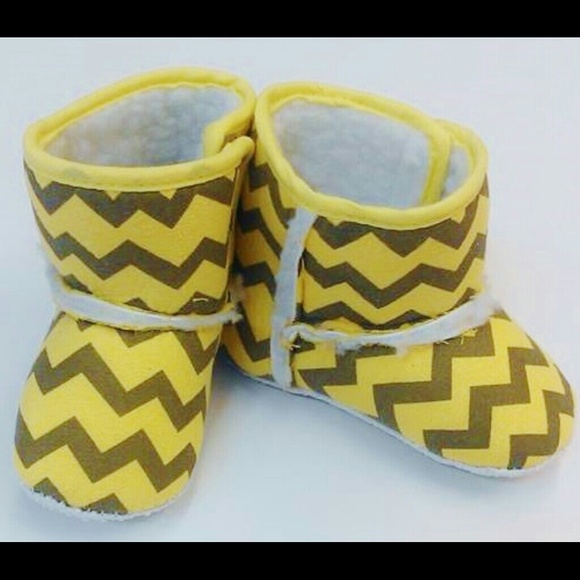 Size 3 Girls Toddler Insulated Boots