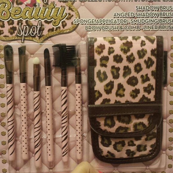 Eye Makeup Brushes