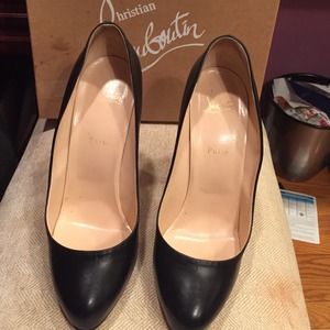 Authentic Christian Louboutin Fetucha shoe