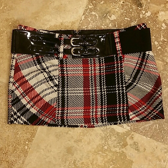 New Plaid Mini Skirt!  Sz M