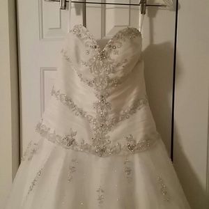 Wedding gown