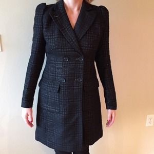 Black max studio fitted coat