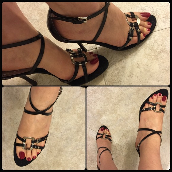 Sexy Guess Heels with Leather/Metal Upper. - Picture 1 of 4