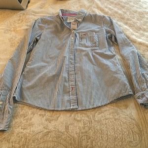 **BRAND NEW** Abercrombie button up shirt