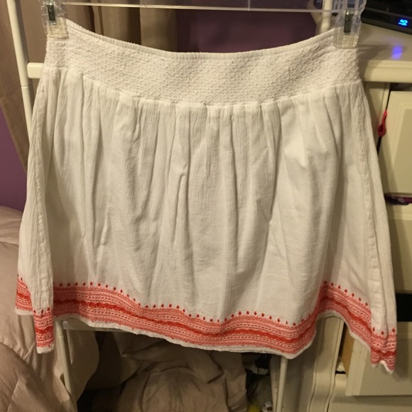 White Linen skirt w orange detailing
