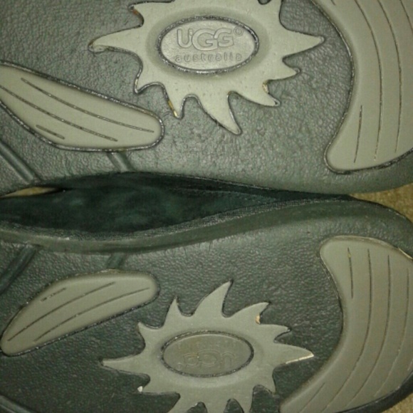 Authentic Ugg Retro Cargo - Picture 2 of 4