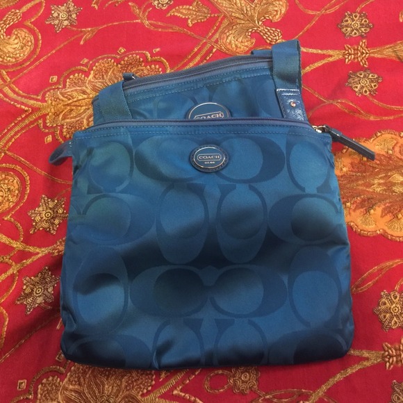 Coach 😍large weekend packing bag