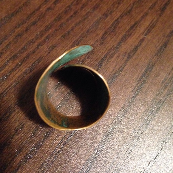 ❌❌❌ returned beautiful anthro ring - Picture 3 of 4