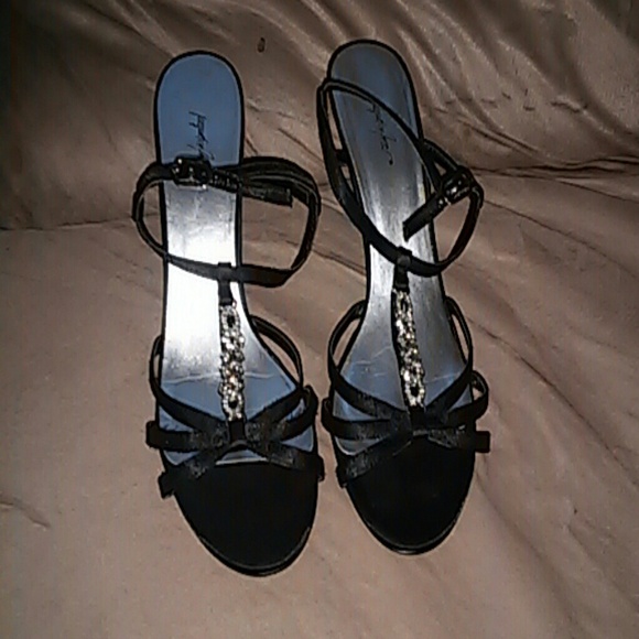 Jacqueline Ferrar heels