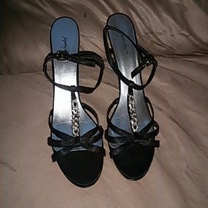 Jacqueline Ferrar heels